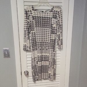 VENUS Black and White Houndstooth Long Sleeve Dress